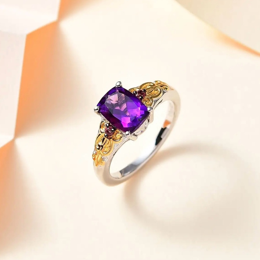 CLOSEOUT Elegant Moroccan Amethyst Ring. NWT